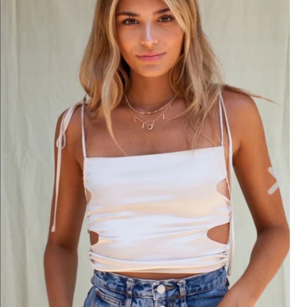 Isabella’s cabinet new woman champagne top